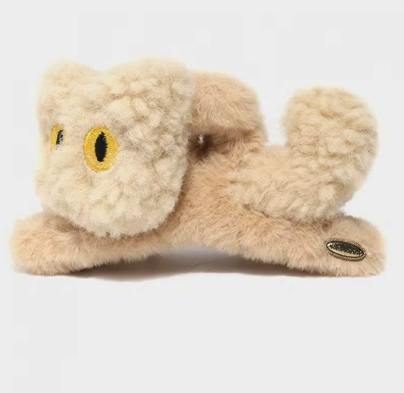 Fuzzy Cat Hair Claw Clip - Beige